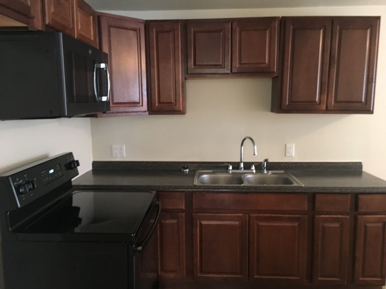 Monument Park SG Apartments - Photo 2 of 15