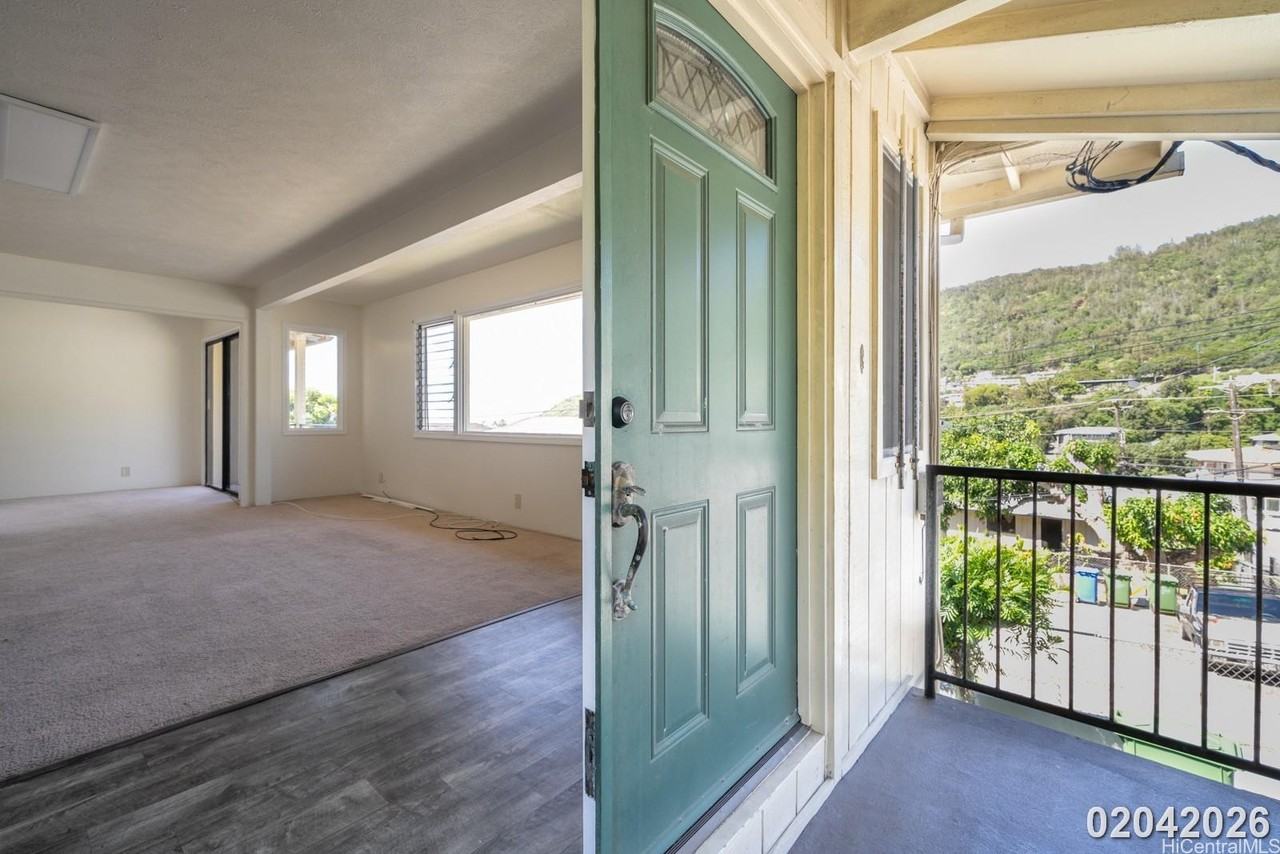 1835 Akone Pl #A - Photo 3 of 25