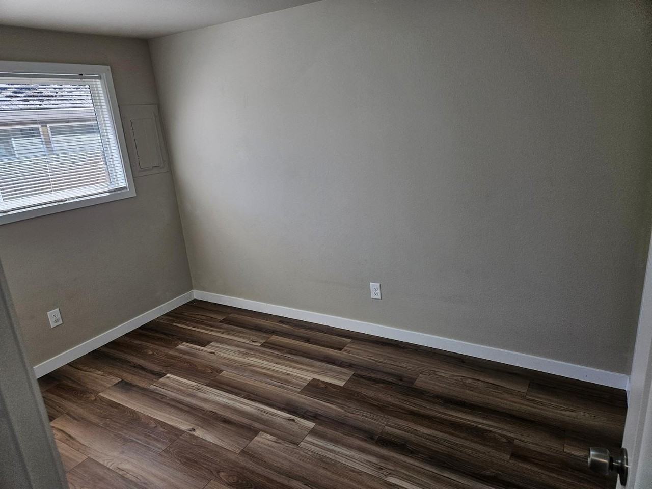 2219 Simpson Ave #B - Photo 7 of 10