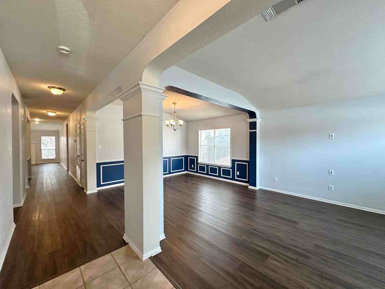 728 Cattail Cir - Photo 3 of 50