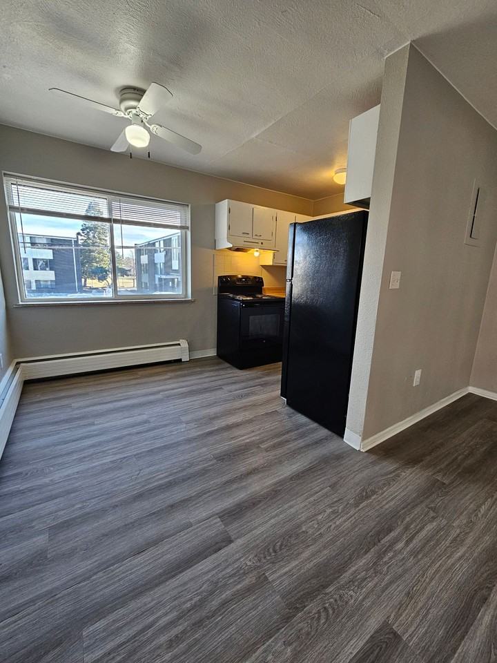 1990 Beeler St #7 - Photo 6 of 41