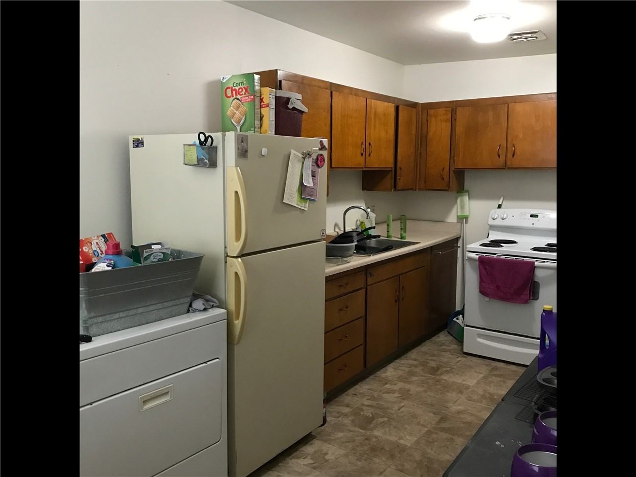 820 N Main St - Photo 2 of 4