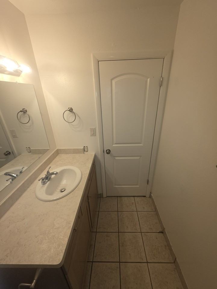 1445 N Amiron Way #A - Photo 4 of 18