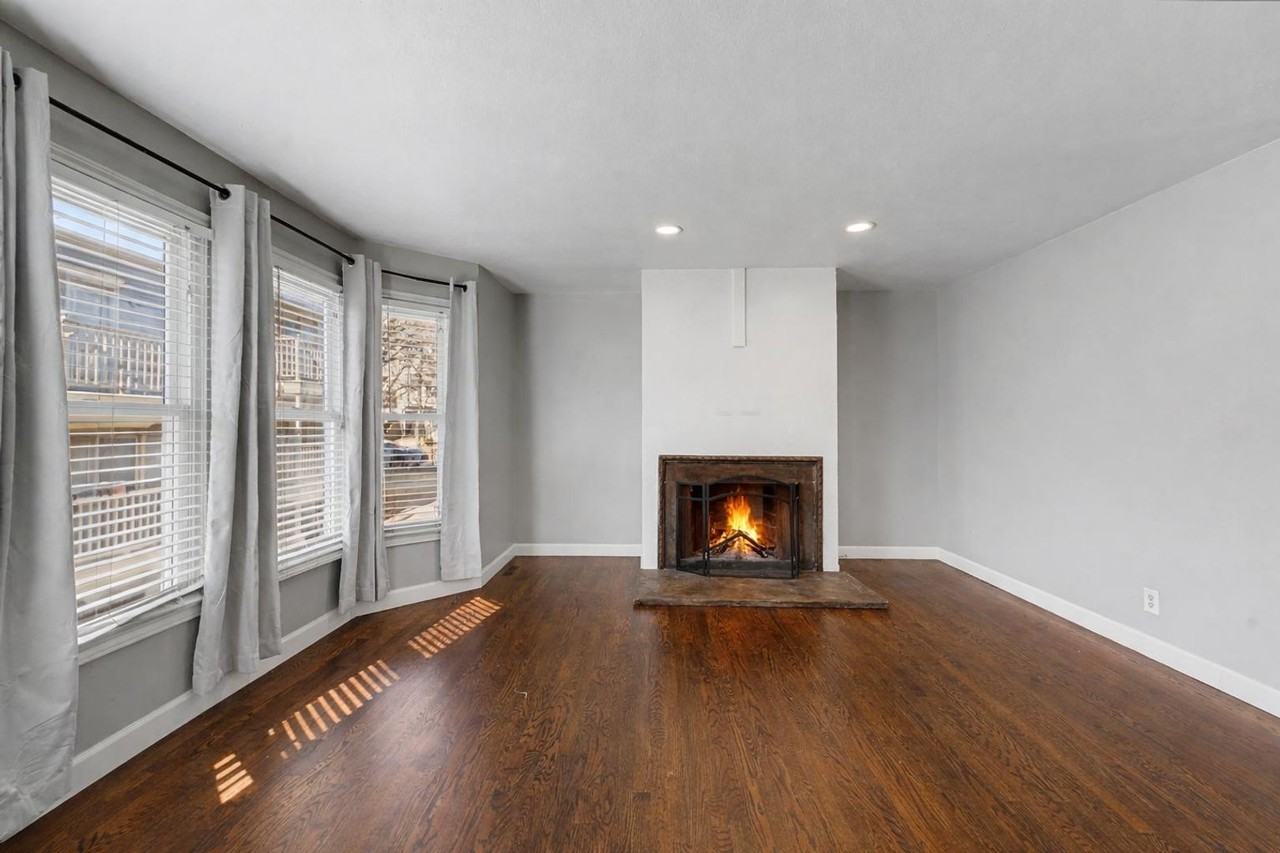 766 W 13th St #C15 - Photo 7 of 24