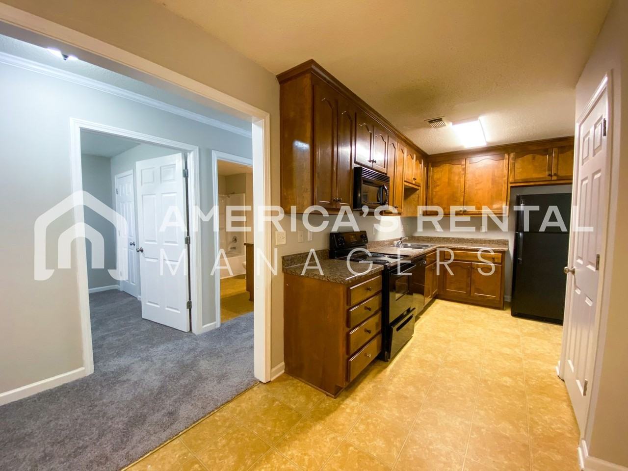 7431 Huntland Dr - Photo 5 of 23