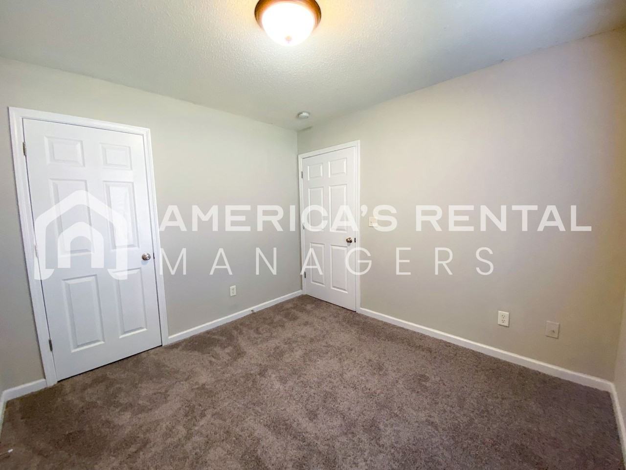 7431 Huntland Dr - Photo 7 of 23