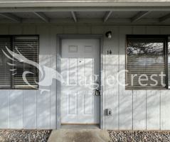 featured image of 1040 Sw Puff Ln