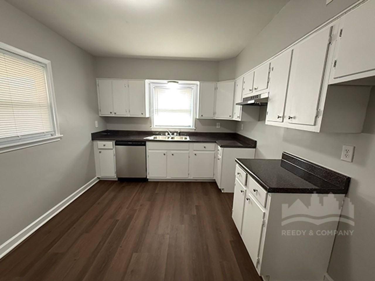 3547 Barron Ave - Photo 3 of 13