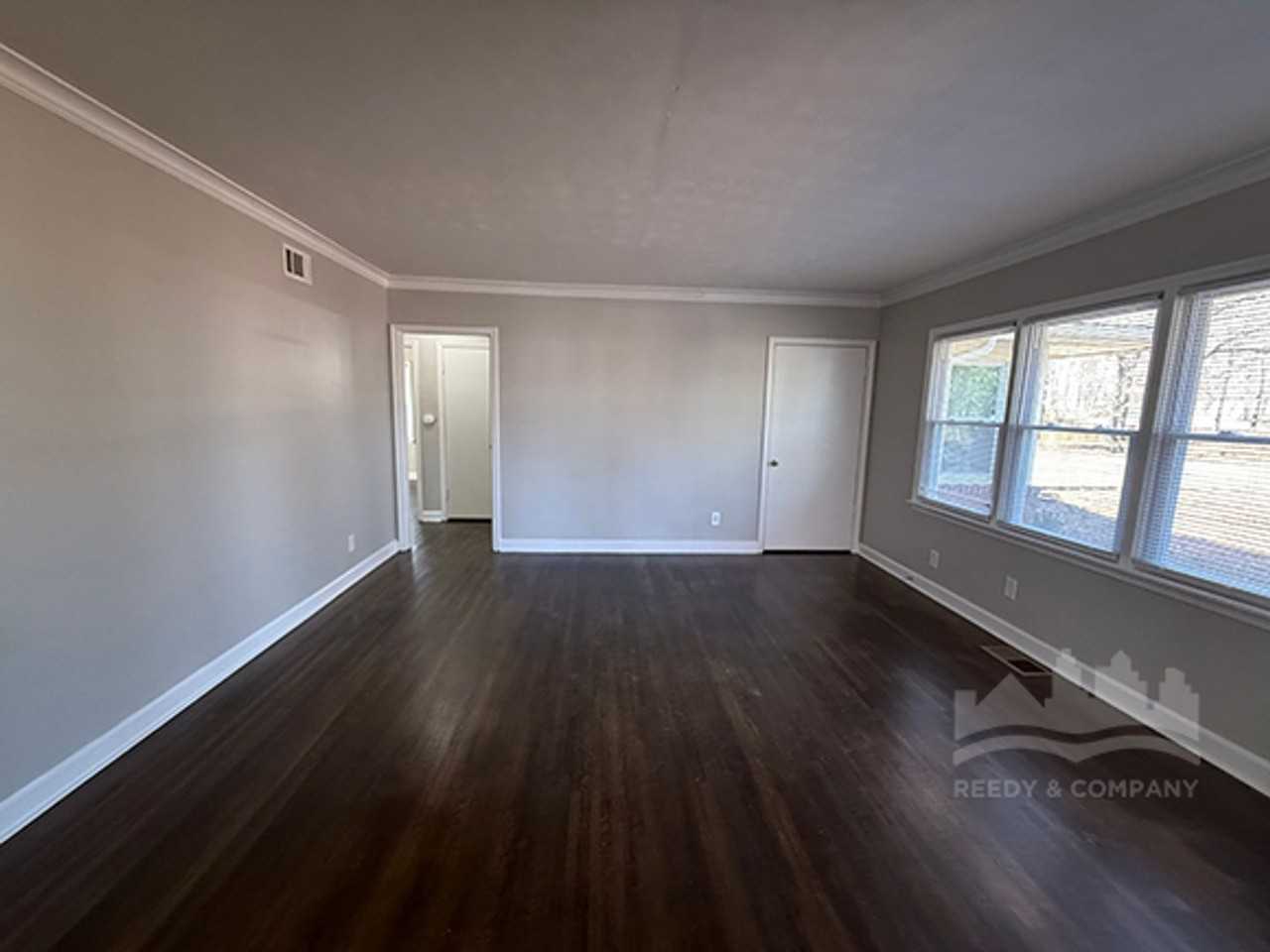 3547 Barron Ave - Photo 5 of 13