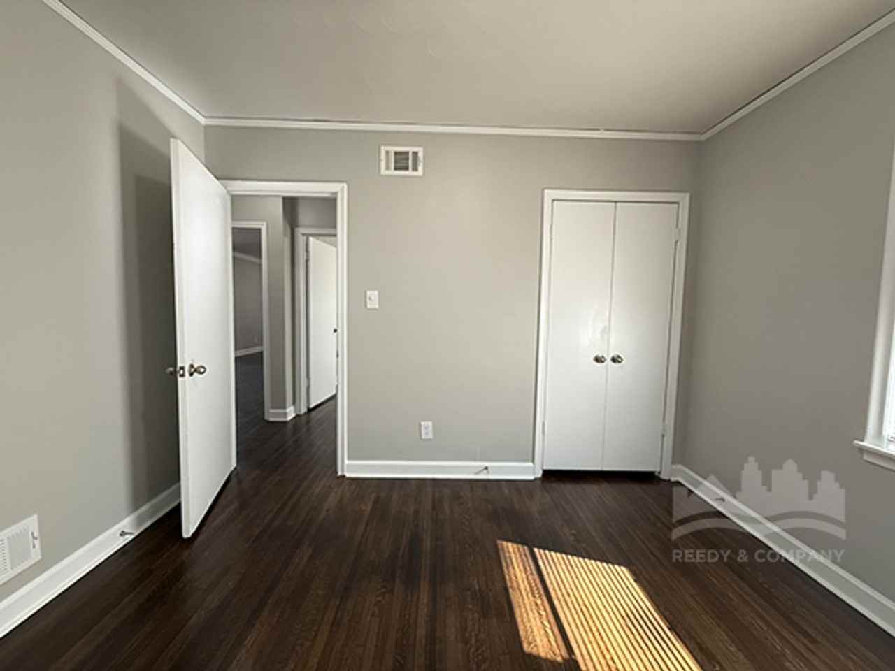 3547 Barron Ave - Photo 7 of 13