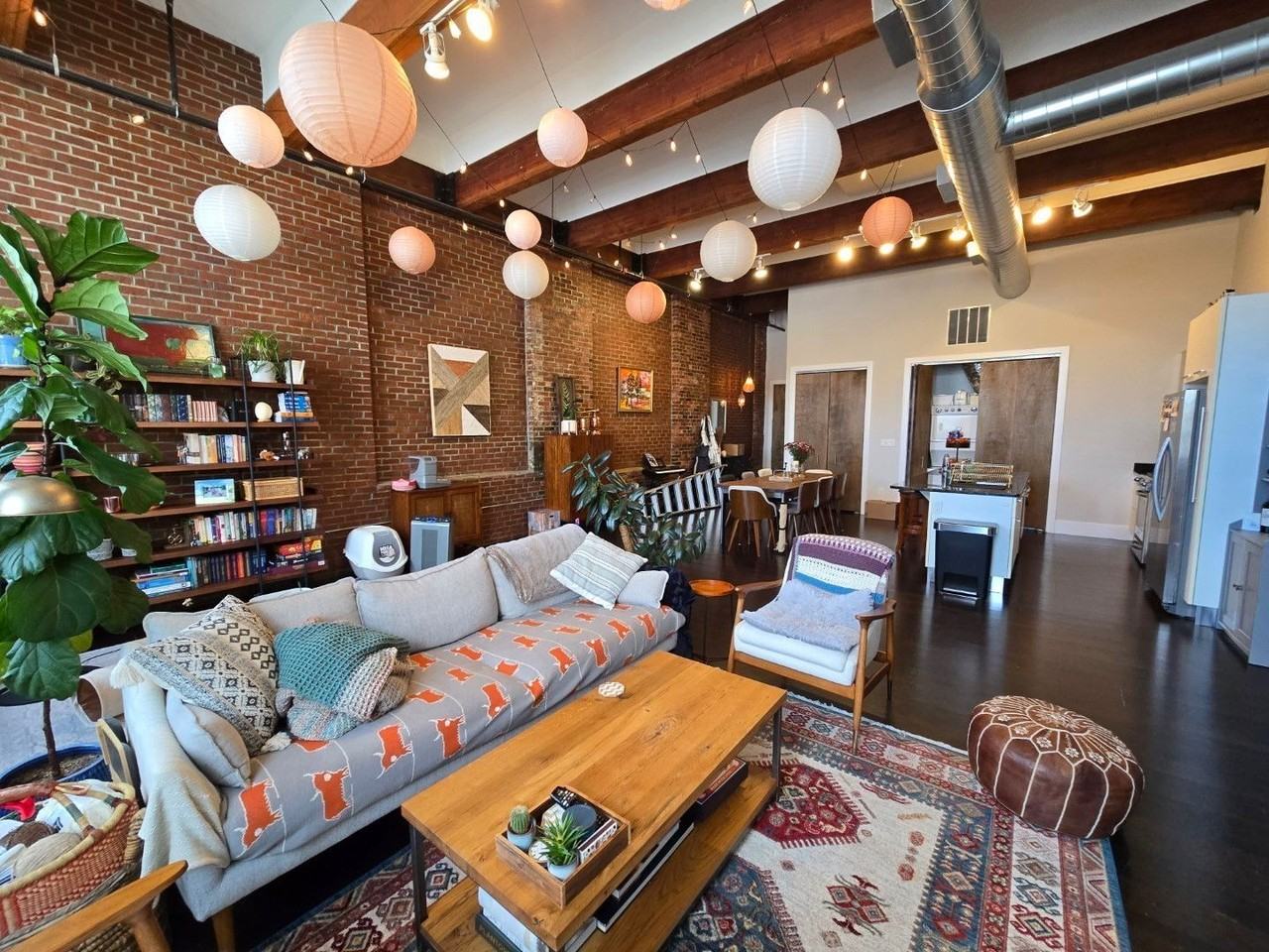 154 W 2nd St #216 - Photo 2 of 8