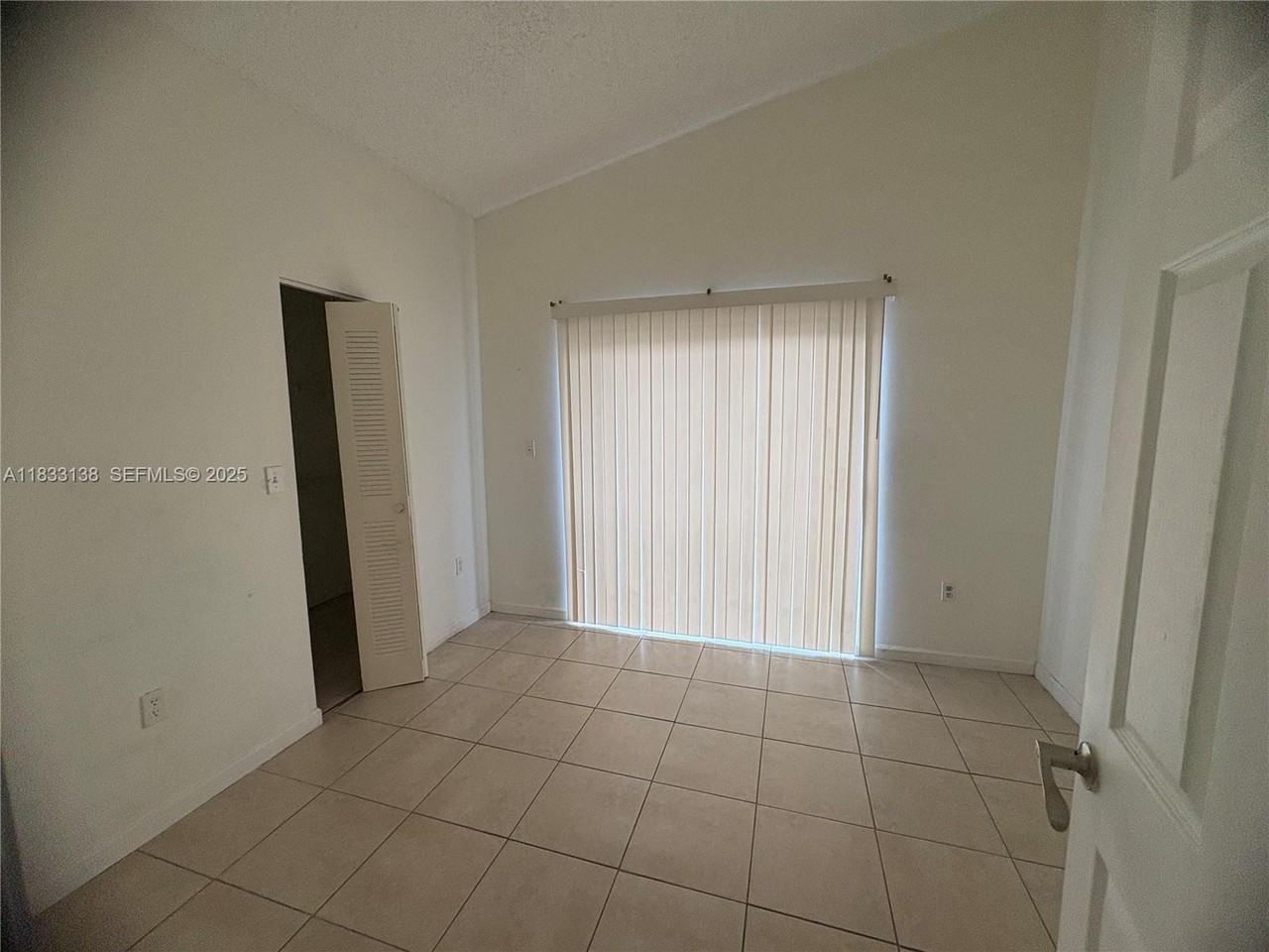 5625 West 26th Court ##201 - Photo 4 of 17