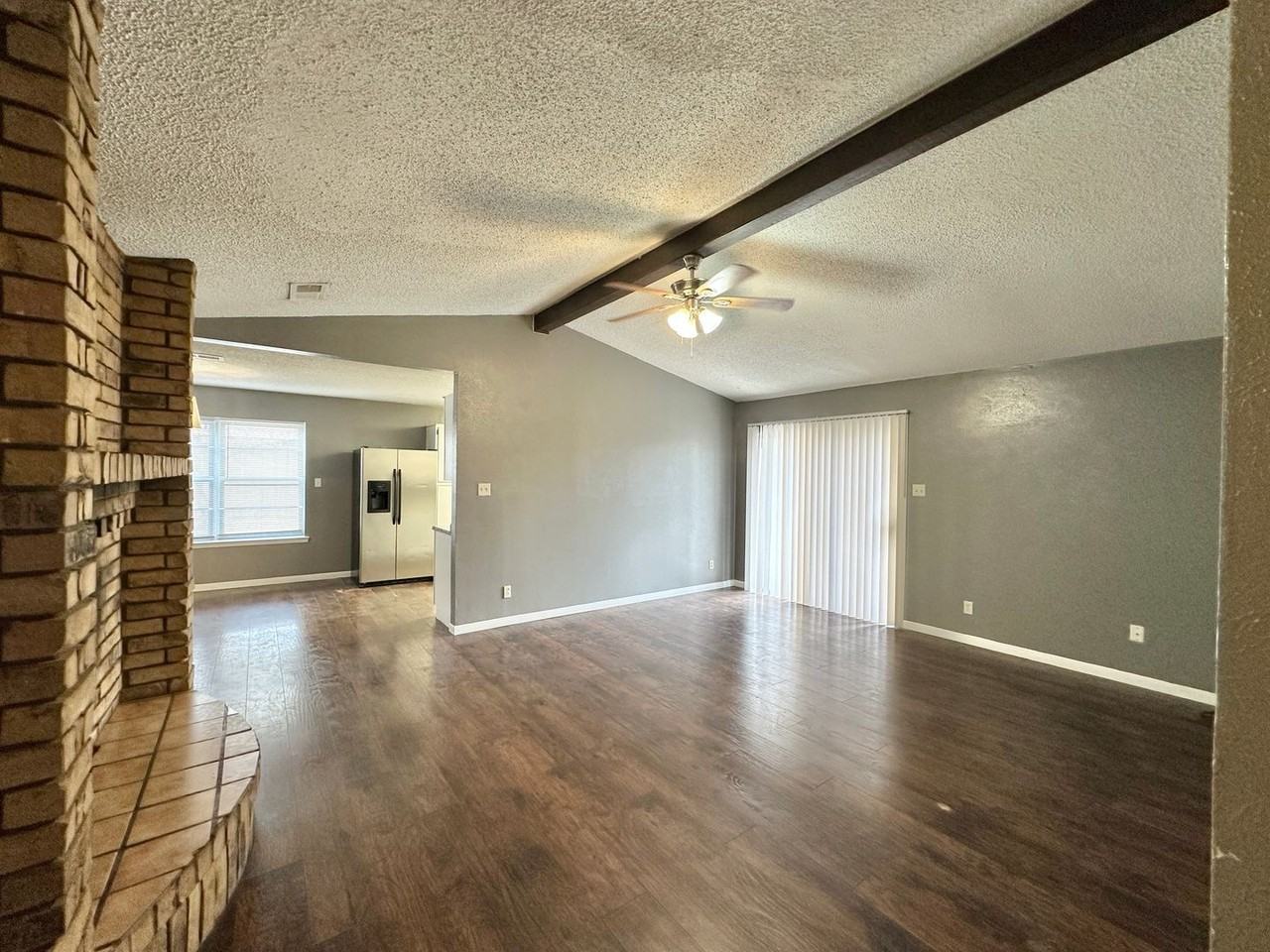 2108 Acron Dr - Photo 2 of 37