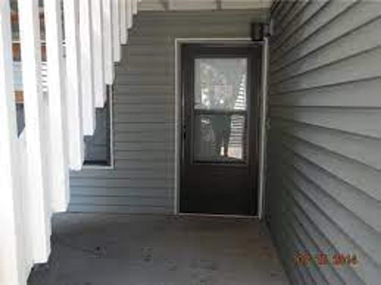 8739 W 106th Ter - Photo 2 of 21