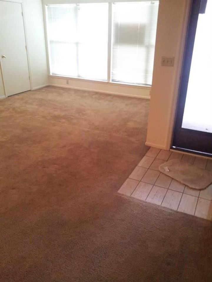 8739 W 106th Ter - Photo 5 of 21