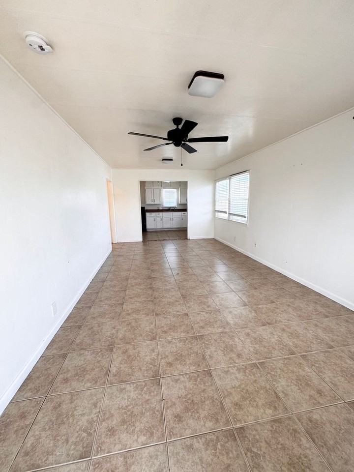 9809 Aim Ave - Photo 7 of 17