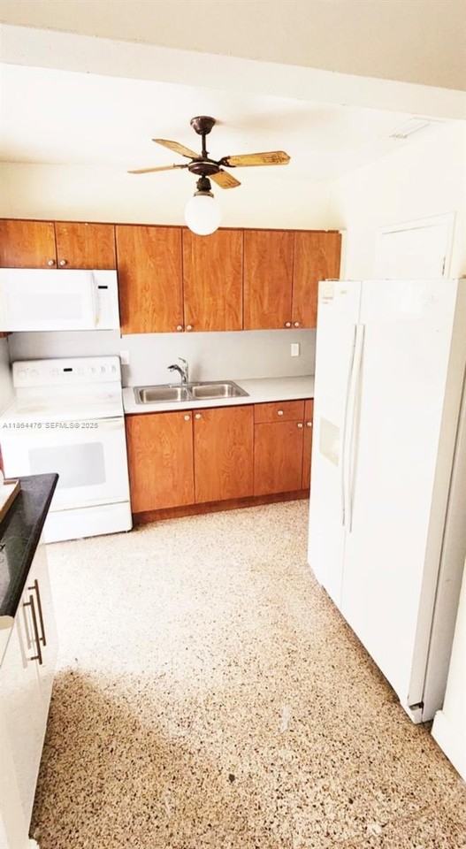 1051 Northeast 155th Street - Photo 6 of 10