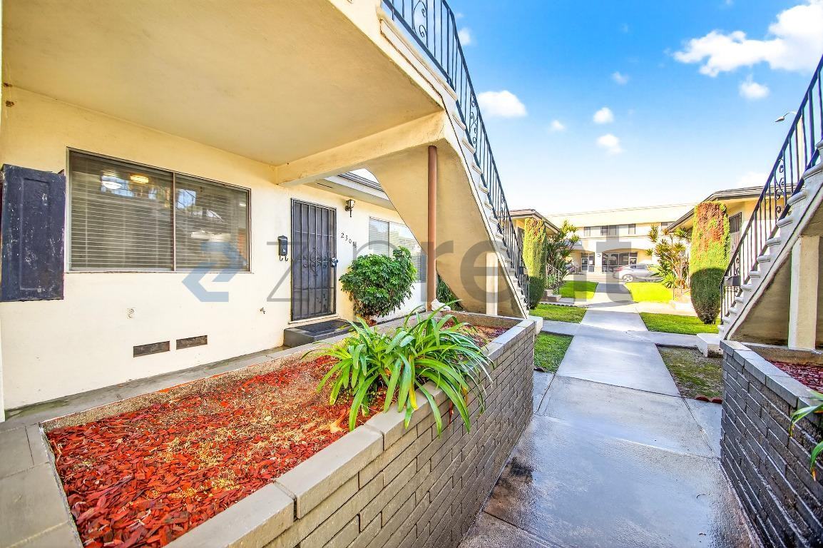 2301 W Beverly Blvd #1-2 - Photo 2 of 18