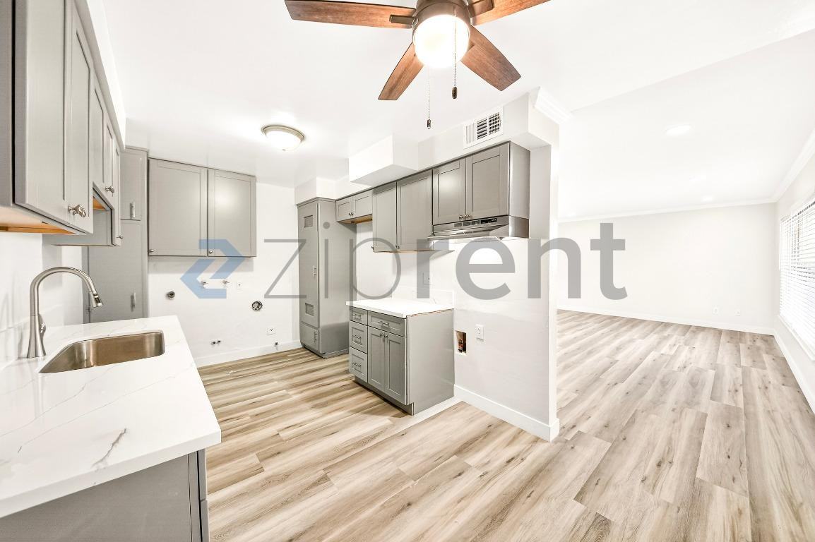 2301 W Beverly Blvd #1-2 - Photo 6 of 18