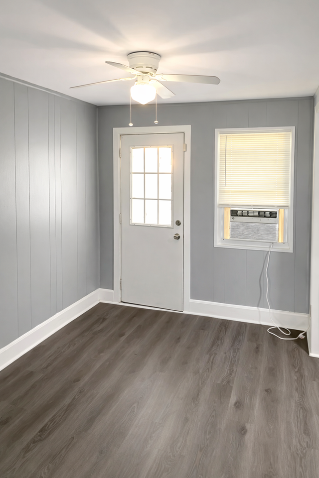 921 Bonaparte Ave - Photo 2 of 13