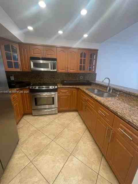 1990 Southwest 121st Court ##236 - Photo 4 of 45