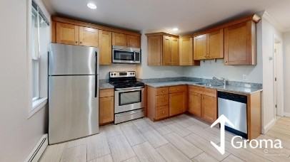 237 Lexington St #2 - Photo 3 of 14