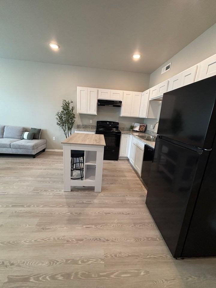 Chisholm OKC - Photo 5 of 6