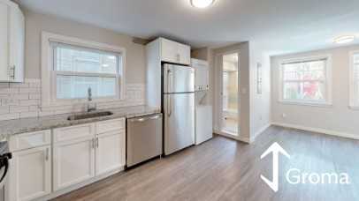 190 Maverick St #3 - Photo 3 of 10