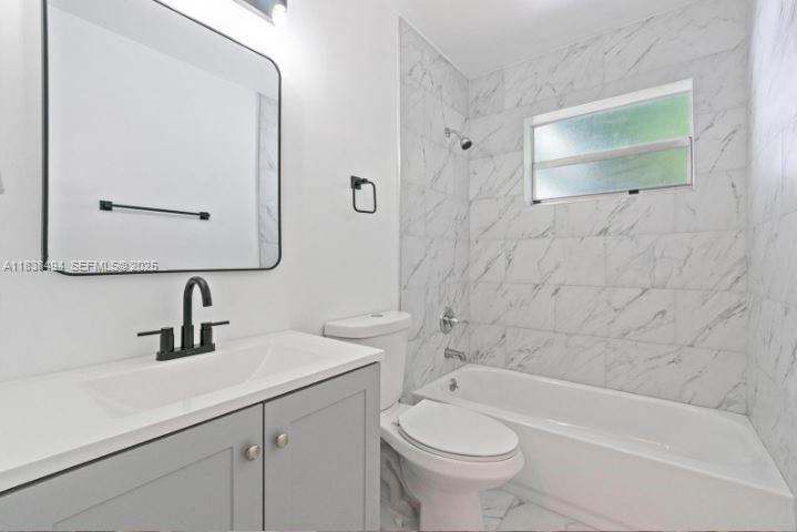 1040 Northwest 23rd Terrace - Photo 2 of 21