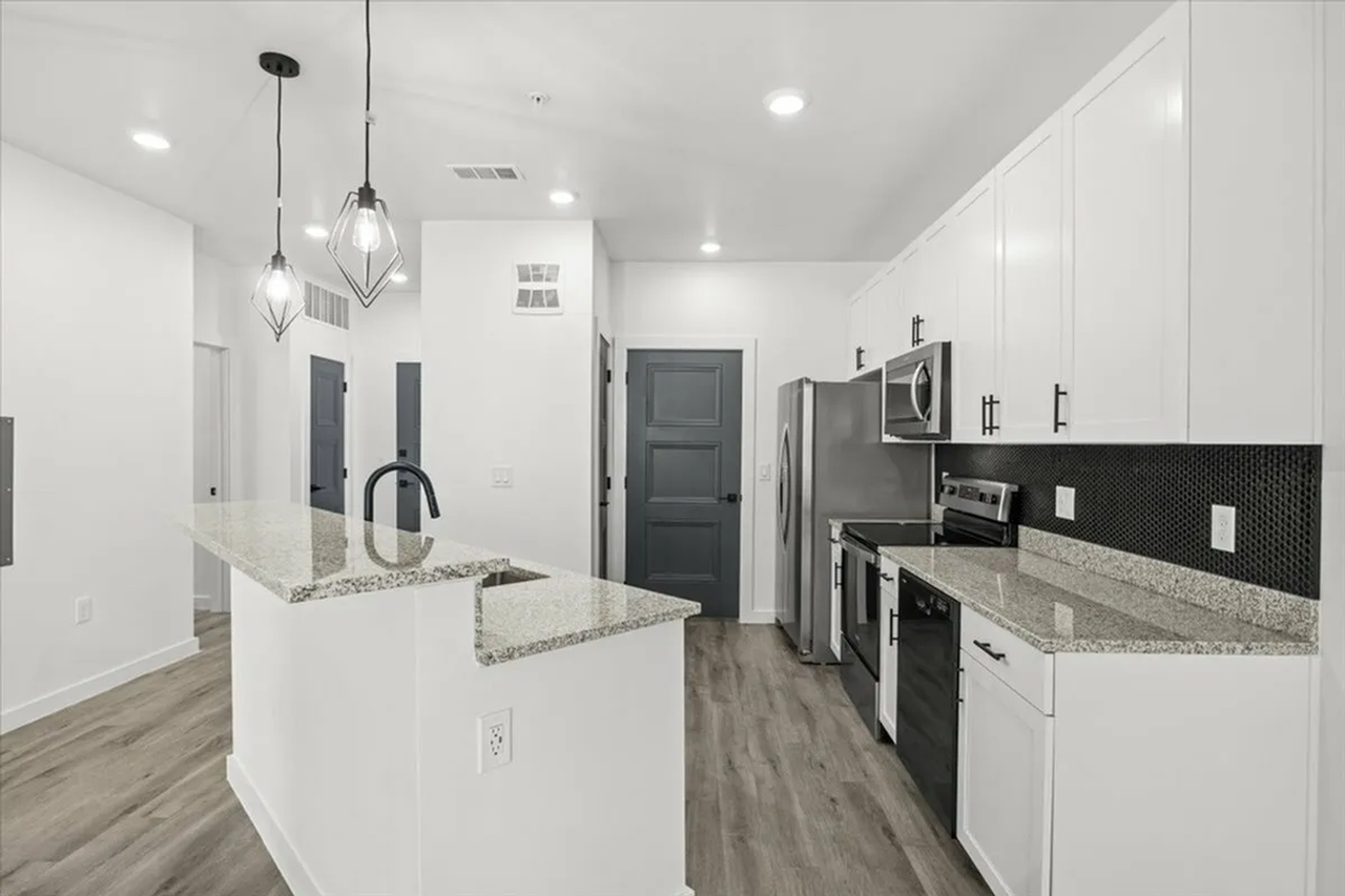 The Residences at Toler - Photo 6 of 14