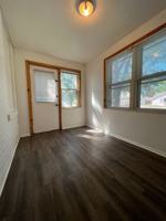 featured image of 2809 South Ave