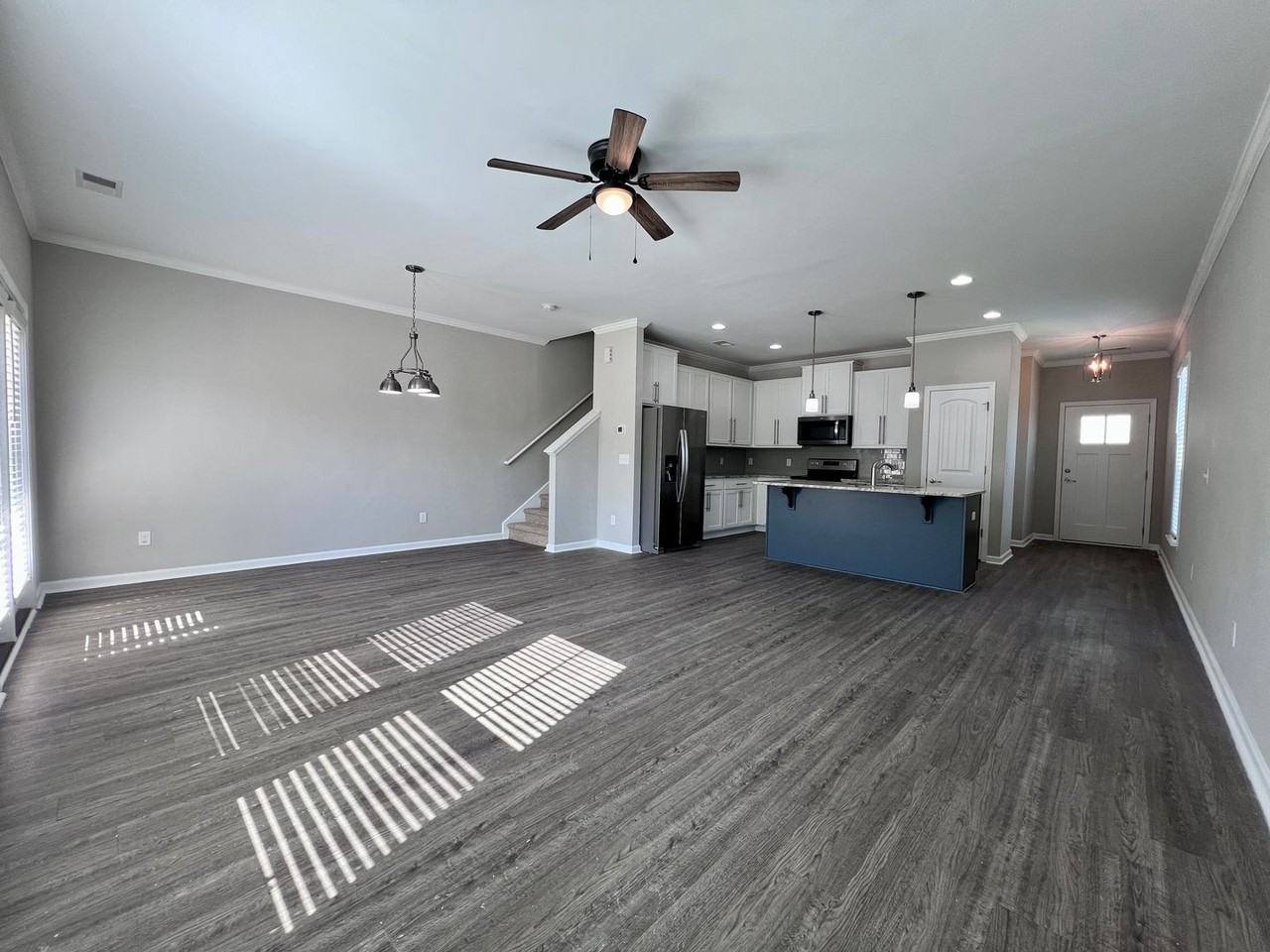 201 Sonoma Dr - Photo 6 of 40