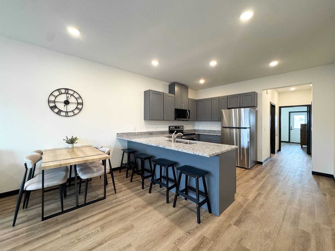 Liberty Villas Bldg. 01 - Photo 5 of 50