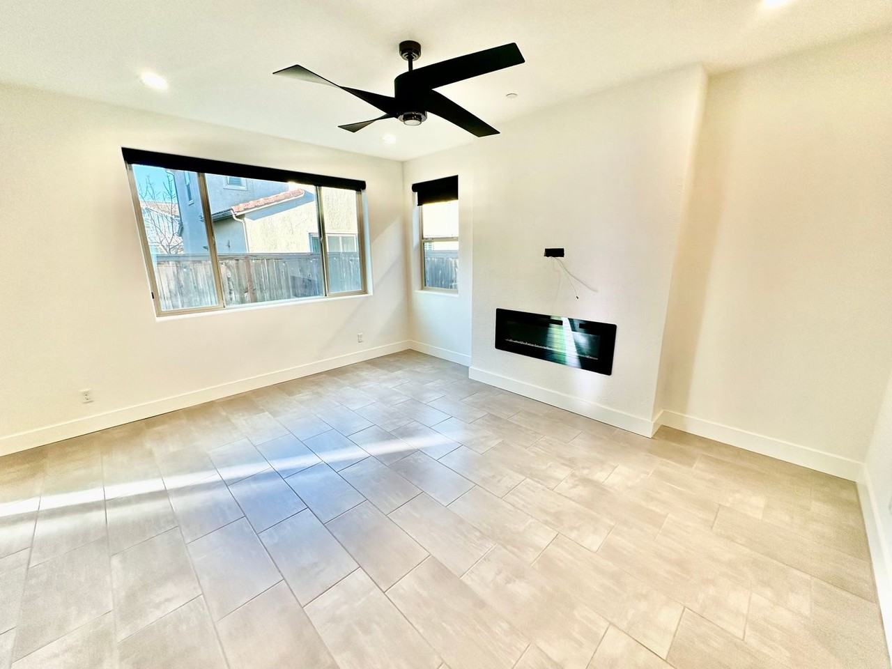 4422 Horizon Dr - Photo 5 of 35