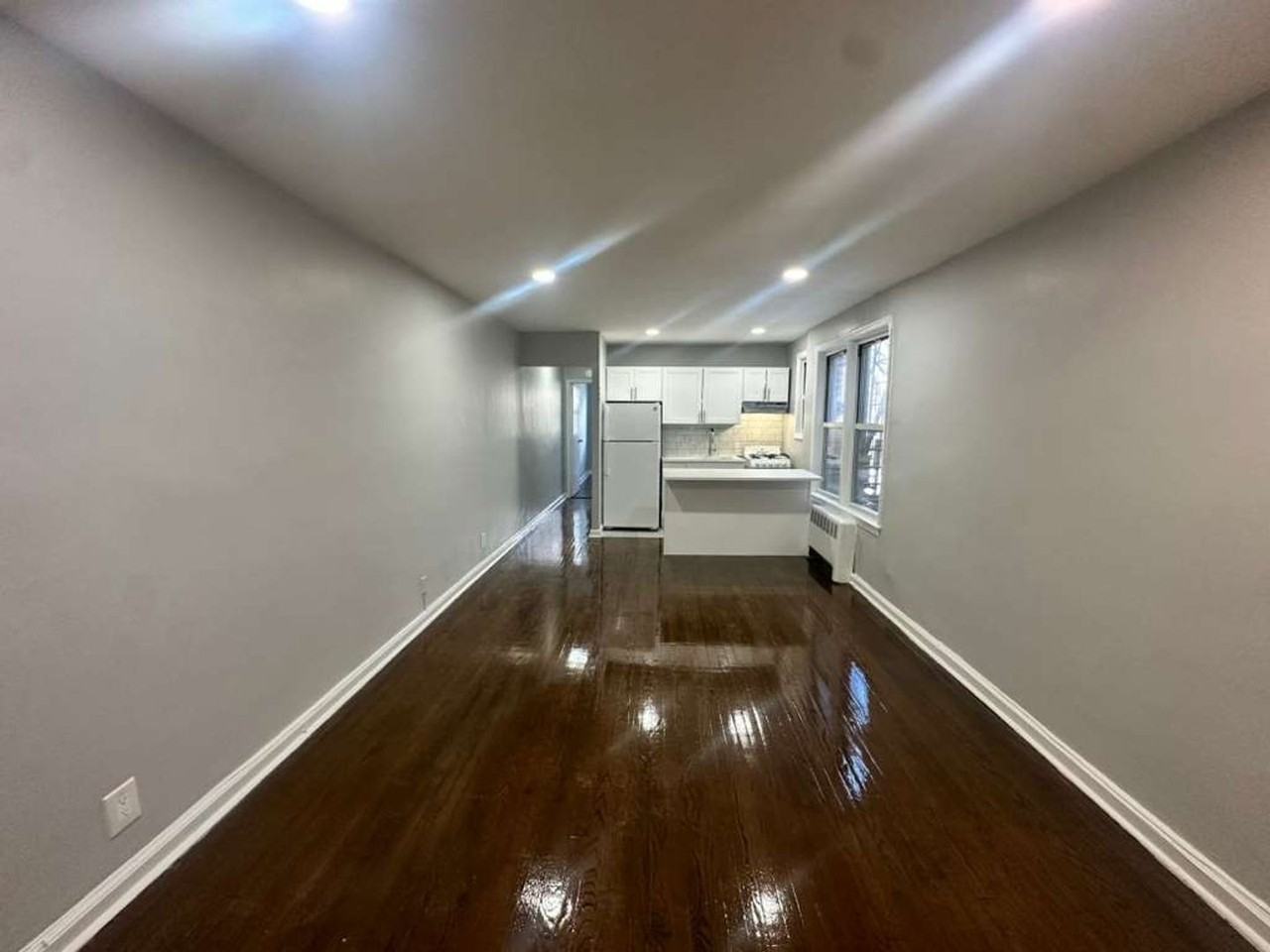 The Eminence - Photo 2 of 6