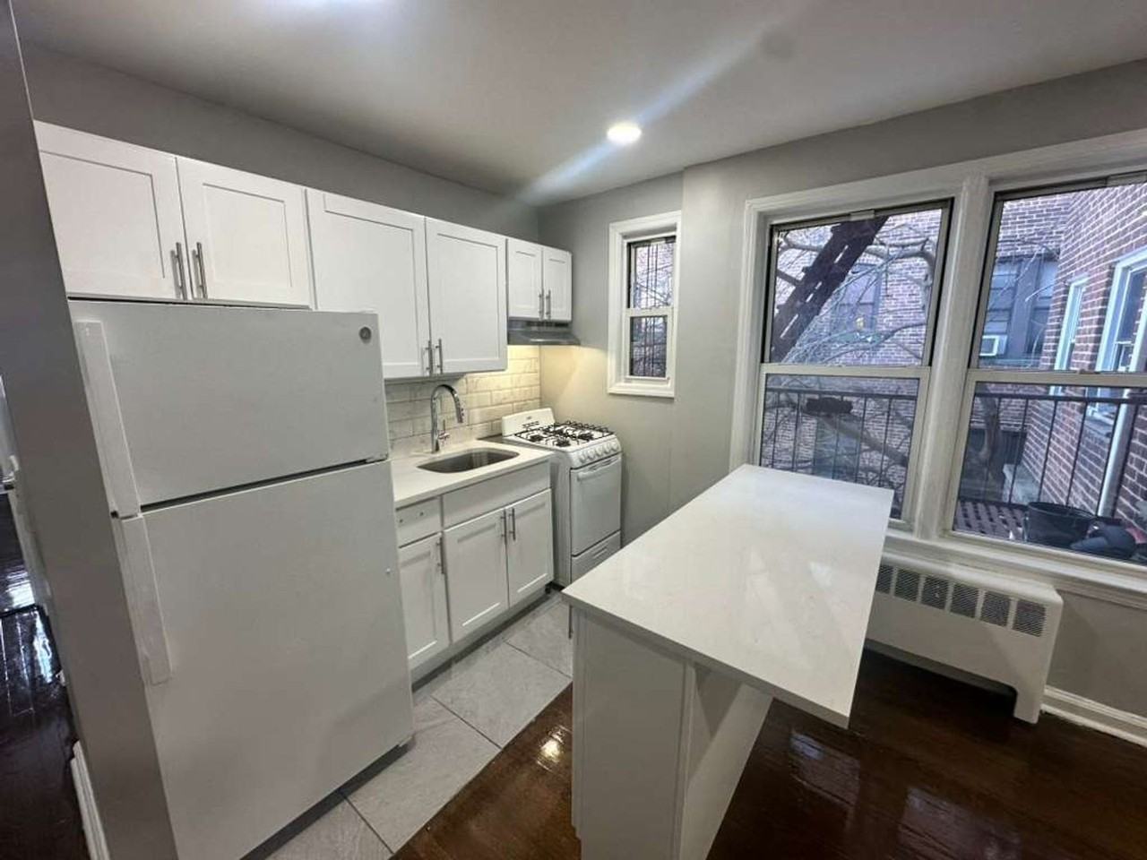 The Eminence - Photo 3 of 6