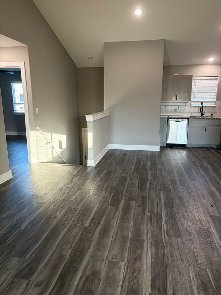 5248 N Toben Dr - Photo 4 of 13