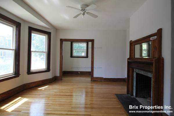 35 Mansfield St - Photo 6 of 24