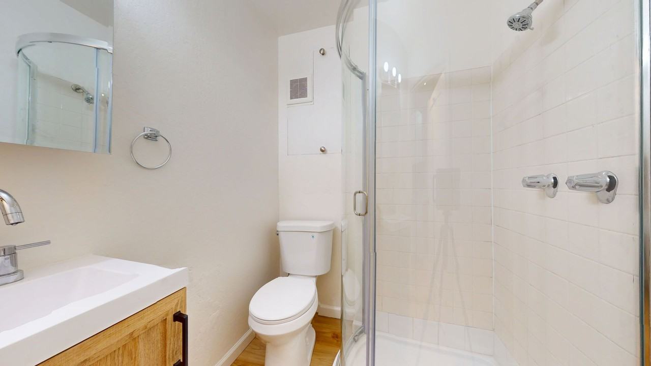 146 Grand Ave - Photo 6 of 34