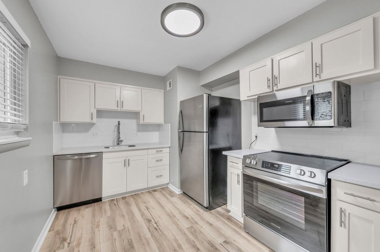 KC Midtown (41st Terr) - Photo 5 of 8