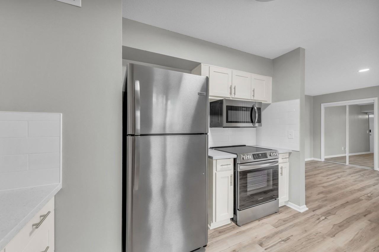 KC Midtown (41st Terr) - Photo 6 of 8