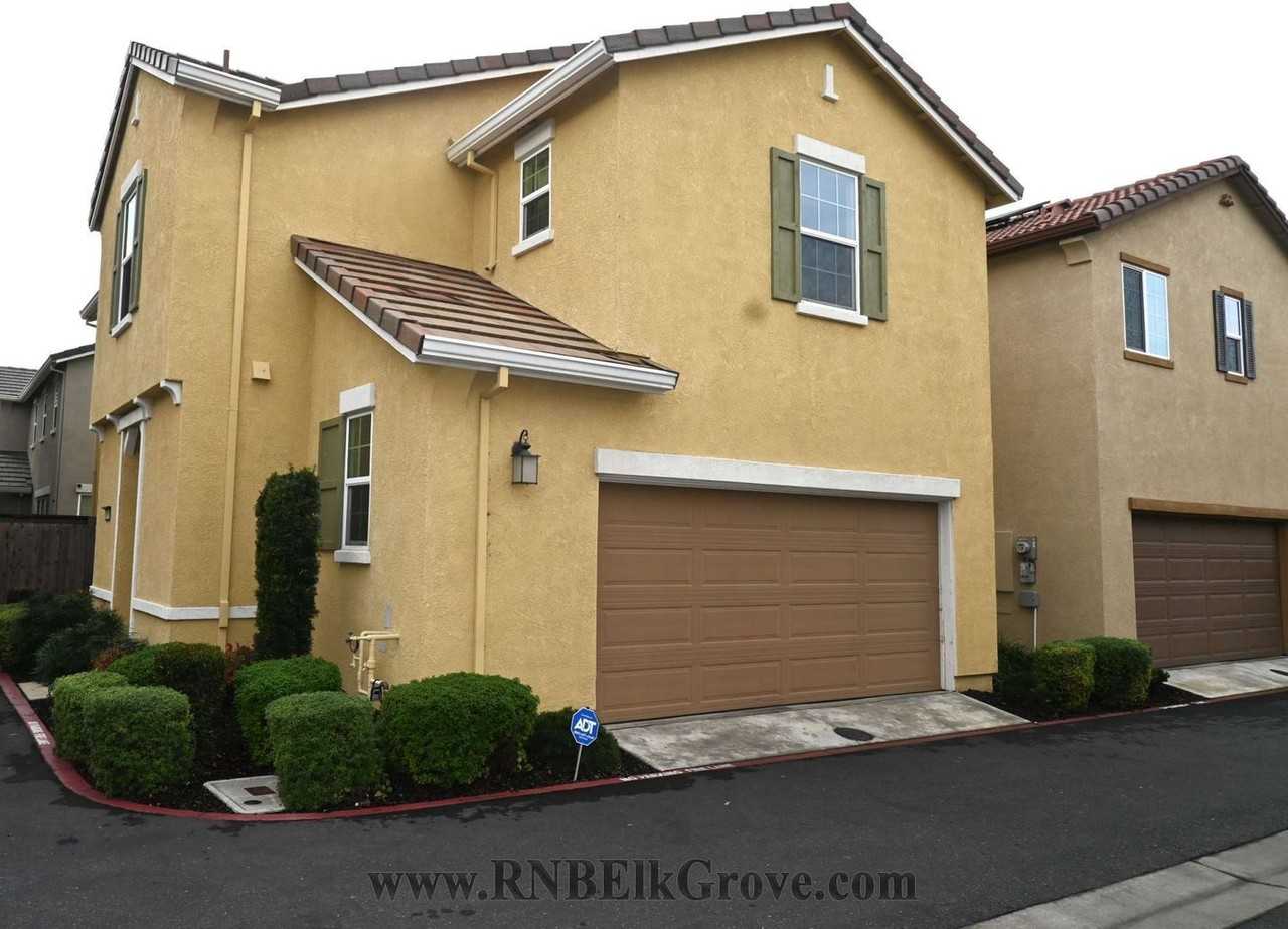 8883 Tethys Ln - Photo 3 of 25