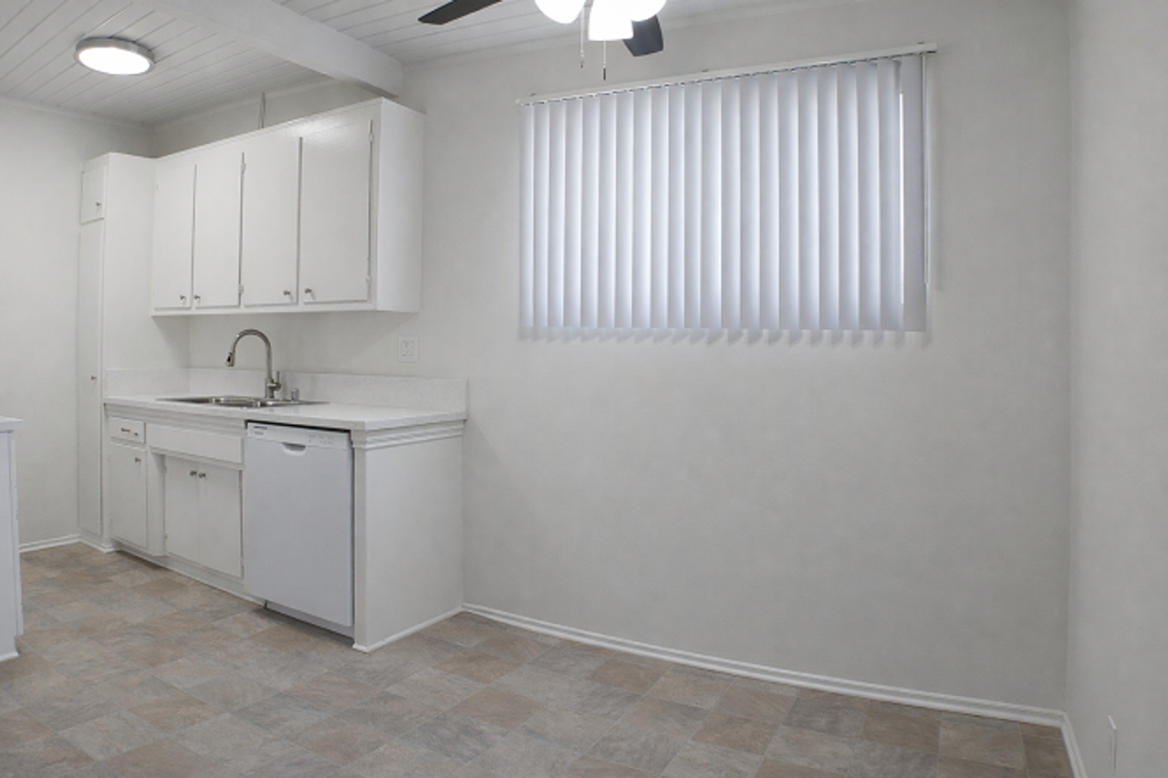 Magnolia Villas, LLC - Photo 6 of 35