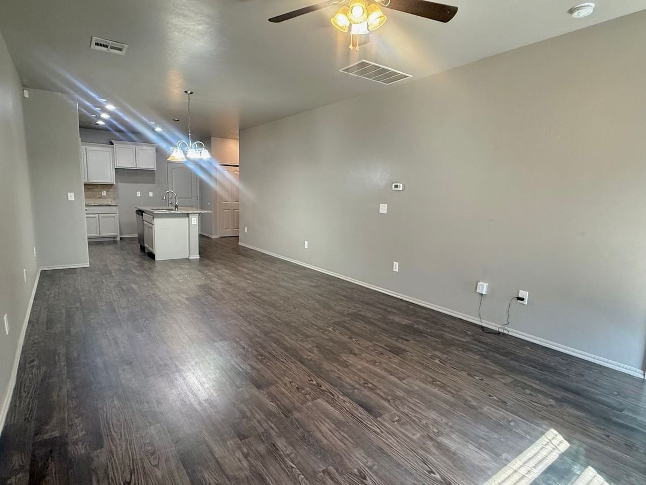 11212 Coachmans Rd - Photo 3 of 14