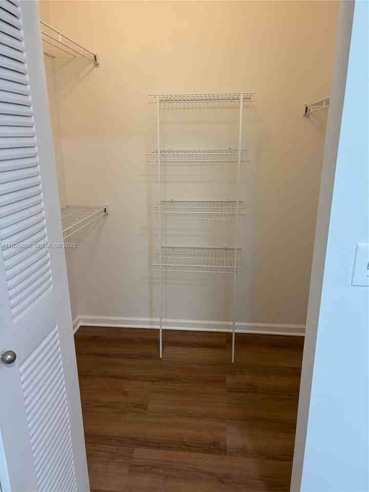 1900 Van Buren Street - Photo 3 of 30