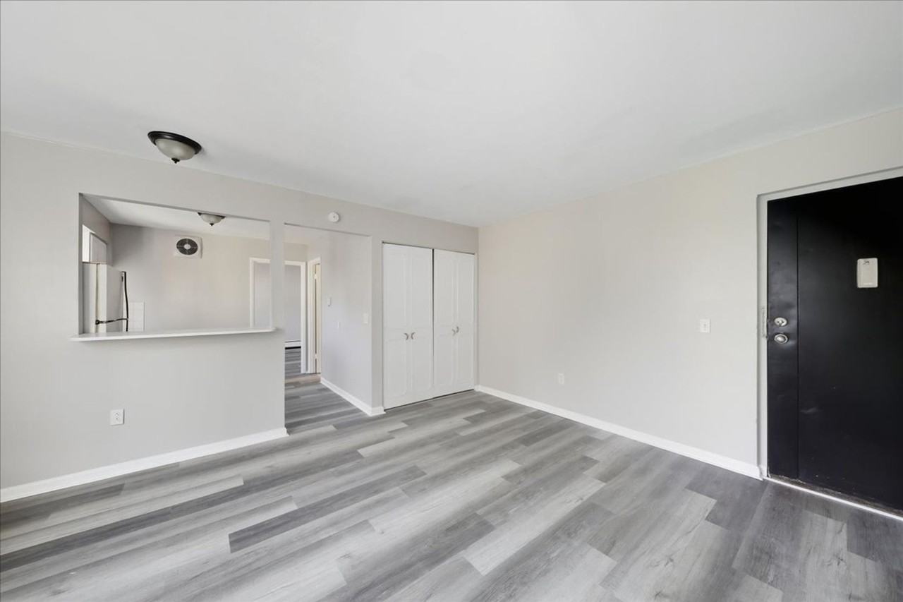 Charming 11 unit building featuring 1 - Photo 2 of 9