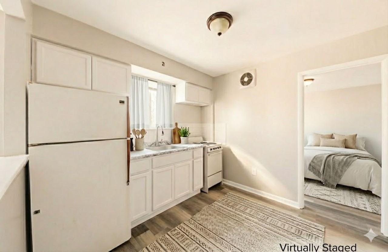 Charming 11 unit building featuring 1 - Photo 5 of 9