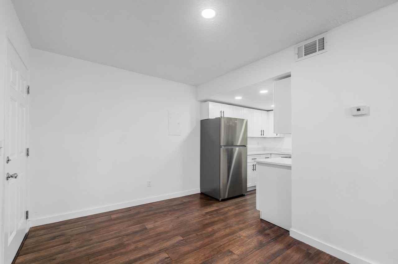 45 Governor Pl #25 - Photo 7 of 48