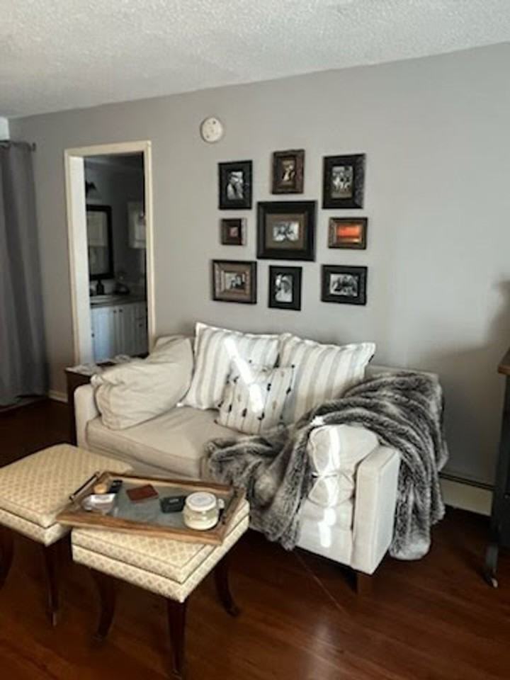 1006 Westbrooke Way #1 - Photo 2 of 18