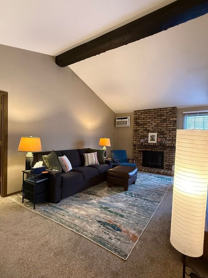 928 Westbrooke Way #5 - Photo 2 of 21